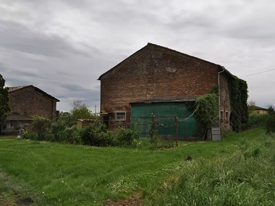Immagine 7 di Rustico / casale in vendita  in Strada Colmignola 2 a San Secondo Parmense