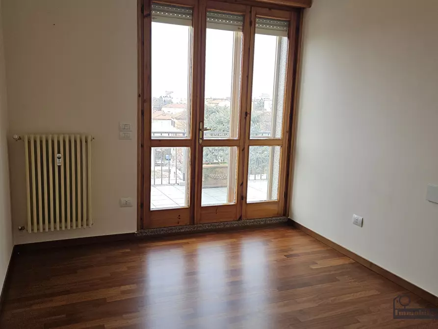 Immagine 38 di Attico in vendita  in Via Pietro Martini 55 a Parma