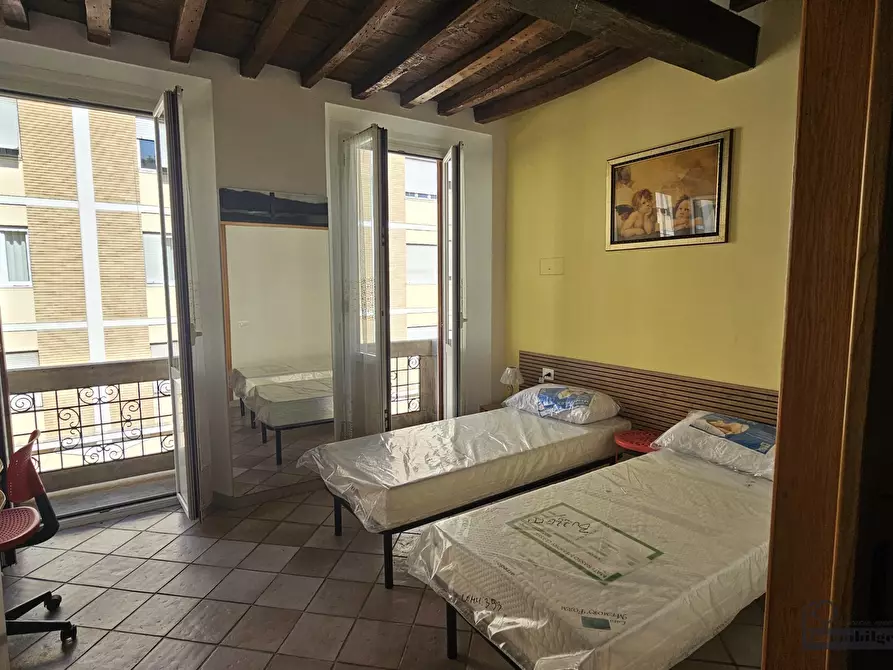 Immagine 16 di Bilocale in vendita  in Strada Giuseppe Garibaldi 47 a Parma