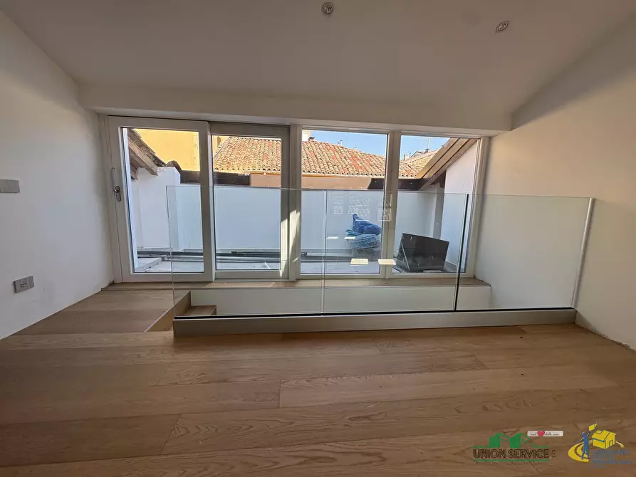 Immagine 1 di Attico in vendita  in Vicolo San Tiburzio a Parma