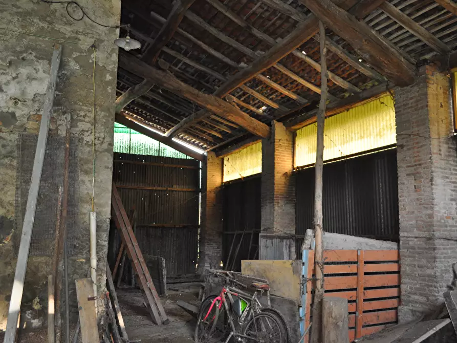 Immagine 22 di Rustico / casale in vendita  in San Quirico a Sissa Trecasali