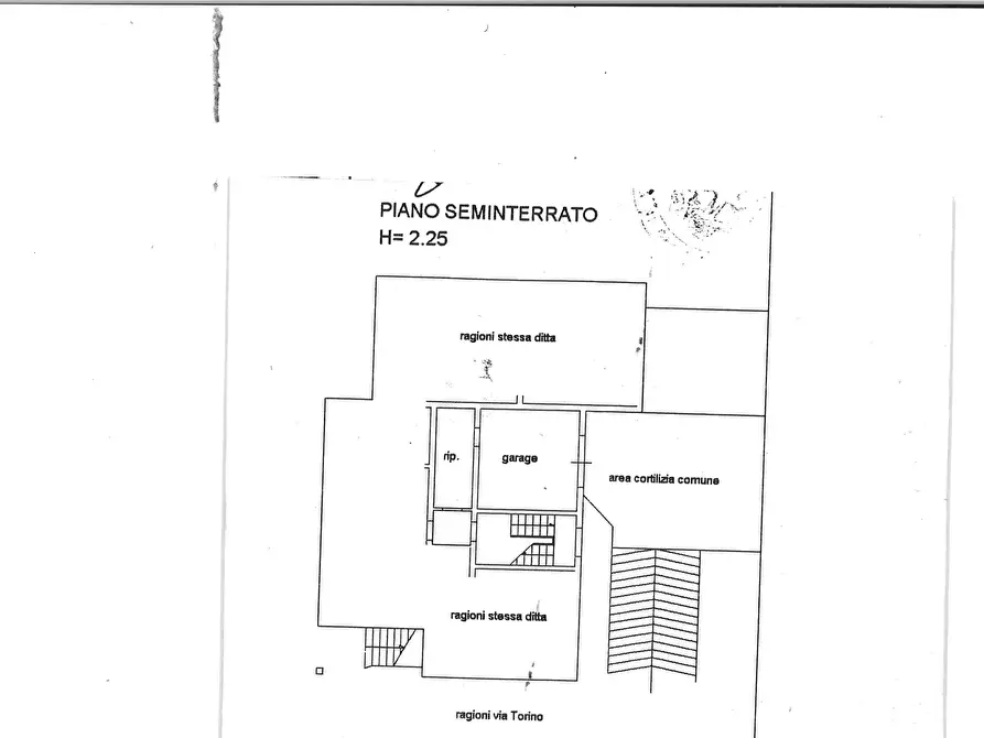 Immagine 53 di Trilocale in vendita  in Via Torino a Collecchio