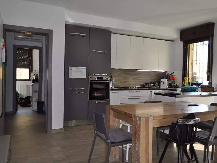 Immagine 5 di Trilocale in vendita  in Via Bussolati a Fontanellato