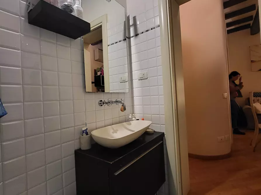 Immagine 11 di Bilocale in vendita  in Borgo Rodolfo Tanzi 19 a Parma