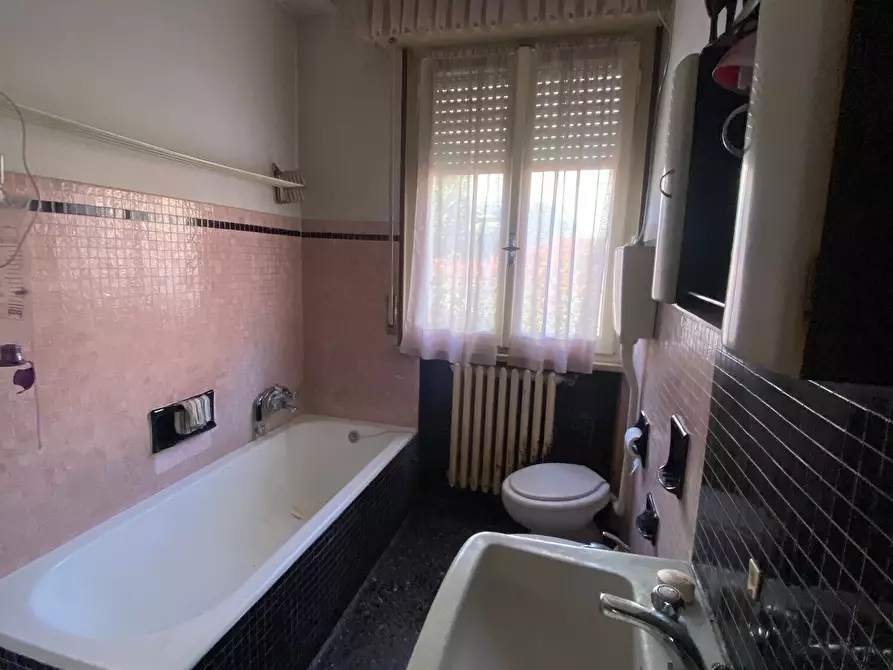 Immagine 24 di Casa bifamiliare in vendita  in Via Emilia Est 129 a Parma