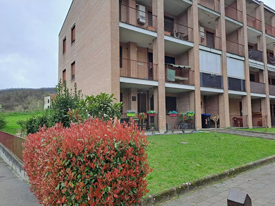 Immagine 18 di Bilocale in vendita  in Strada Valle 82 a Medesano