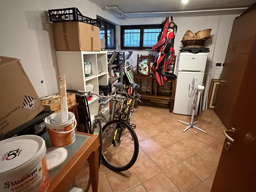 Immagine 39 di Trilocale in vendita  in Via Torino a Collecchio