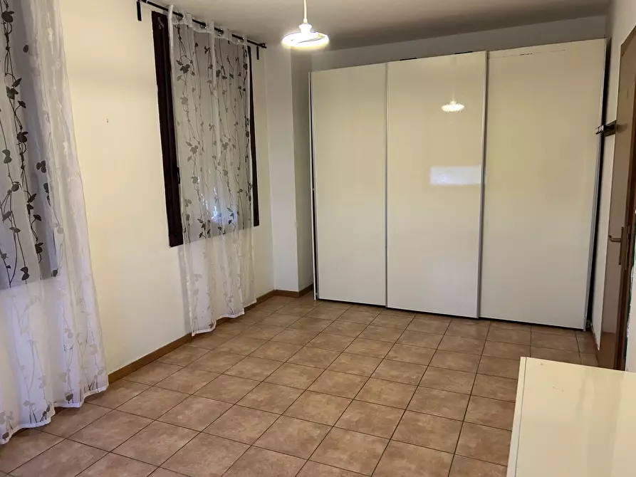 Immagine 12 di Bilocale in affitto  in Via Calzolari Don Angelo 61 a Parma