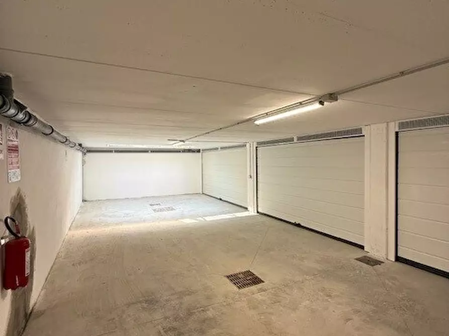 Immagine 43 di Bilocale in affitto  in Via Cassio Parmense 5 a Parma