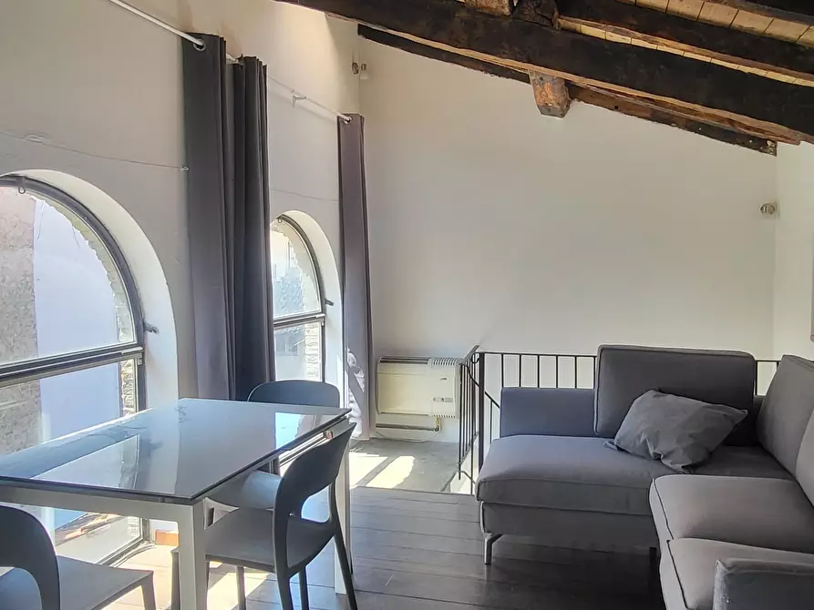 Immagine 1 di Bilocale in affitto  in Borgo Naviglio 6 a Parma