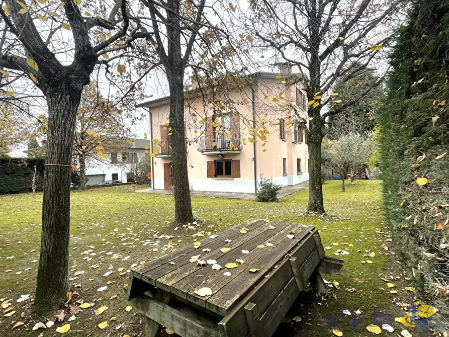 Immagine 57 di Villa in vendita  in Via Fontana Anna a Traversetolo