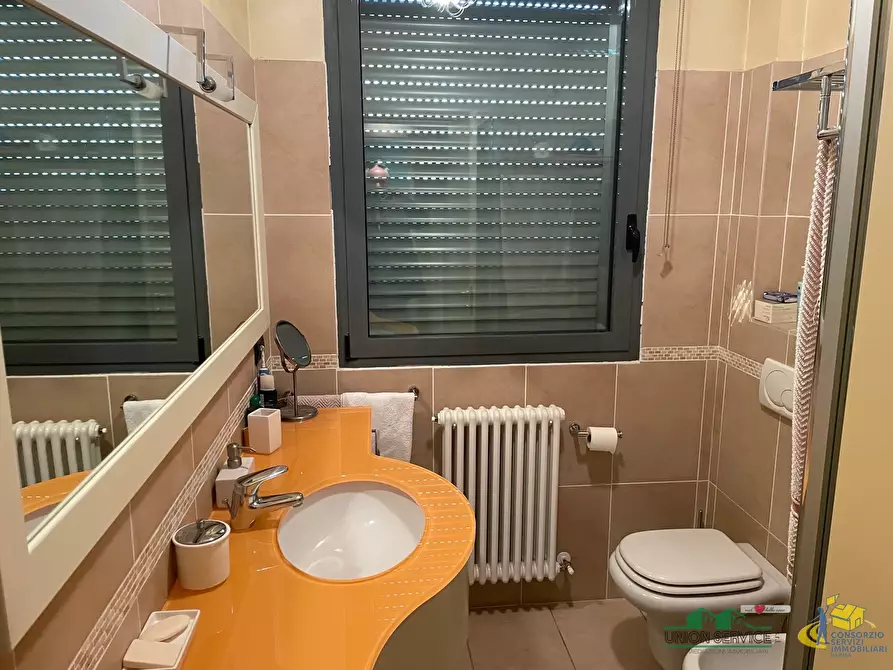 Immagine 6 di Bilocale in vendita  in via sidoli a Parma