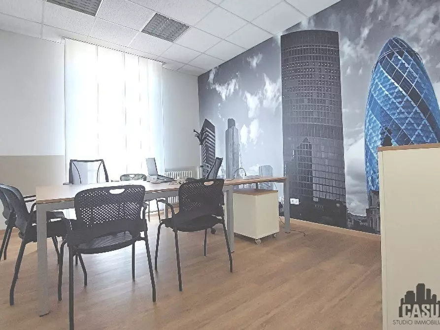 Immagine 5 di Ufficio in vendita  a Parma