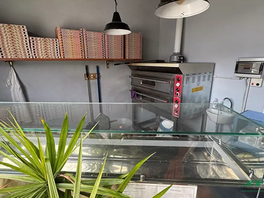 Immagine 13 di Bar / Ristorante in vendita  in Via La Spezia 32 a Collecchio