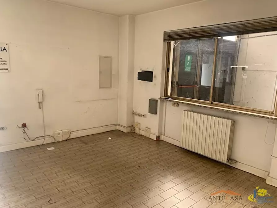 Immagine 11 di Attività artigianale in vendita  in Via Mantova a Parma