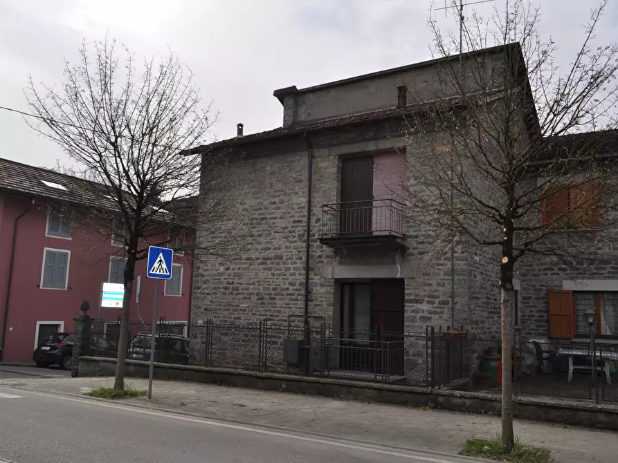 Immagine 46 di Trilocale in vendita  in Via Trento 13 a Bedonia