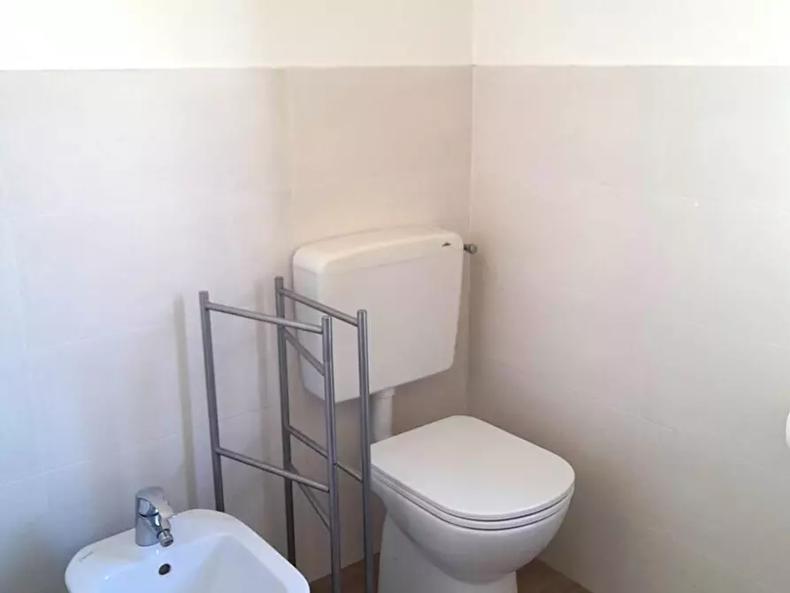 Immagine 22 di Trilocale in vendita  in Via Volturno 104 a Parma