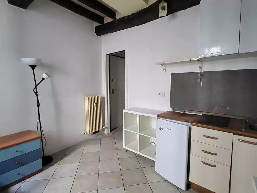 Immagine 19 di Monolocale in vendita  in Borgo della Posta 23 a Parma