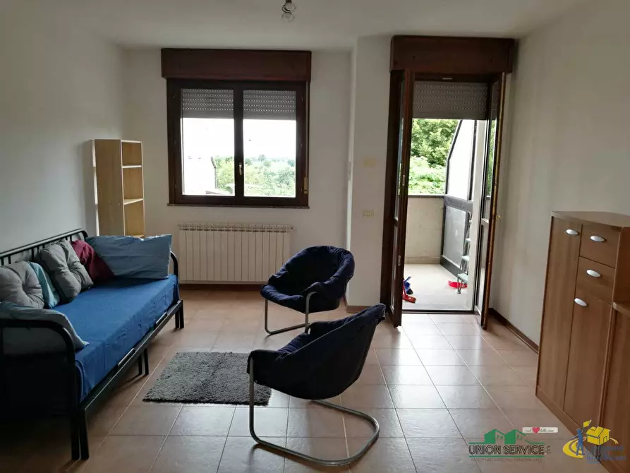 Immagine 7 di Bilocale in vendita  in Strada Cartiera 12 a Parma