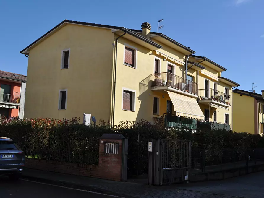 Immagine 54 di Trilocale in vendita  in Via Bussolati a Fontanellato