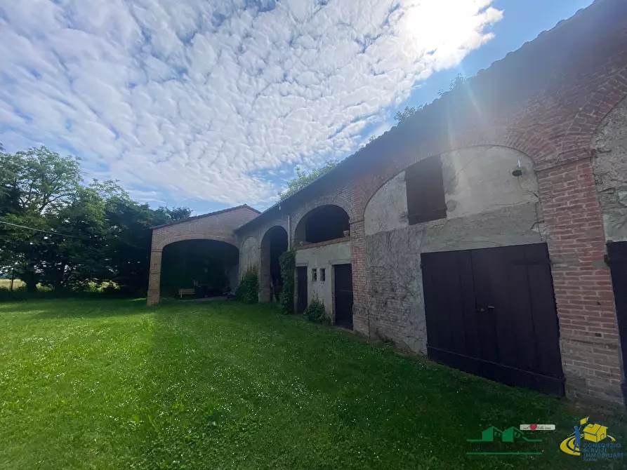 Immagine 11 di Villa in vendita  in Via Giuseppe Garibaldi 30 a Collecchio