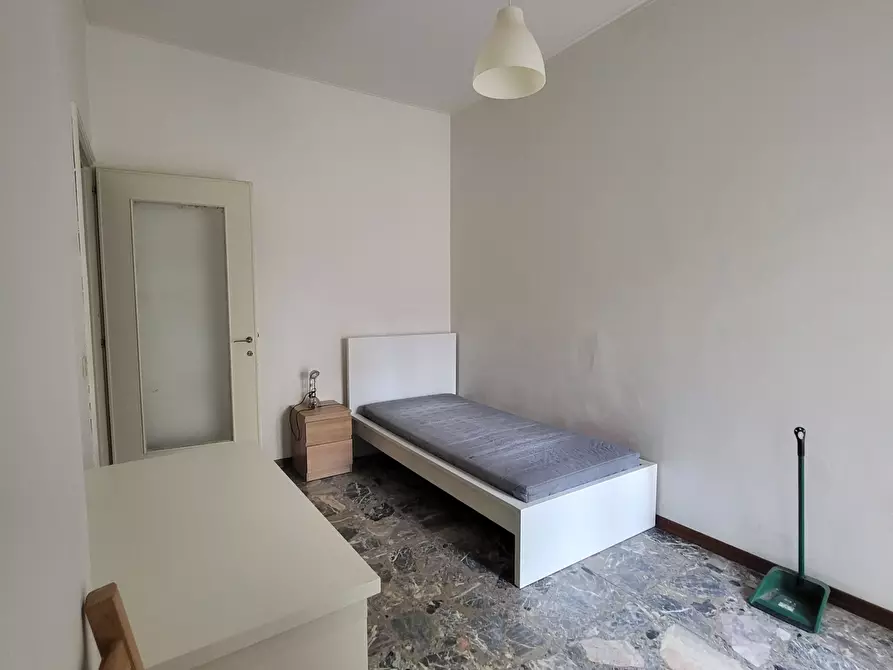 Immagine 18 di Pentalocale in affitto  in Strada Aurelio Saffi 14 a Parma