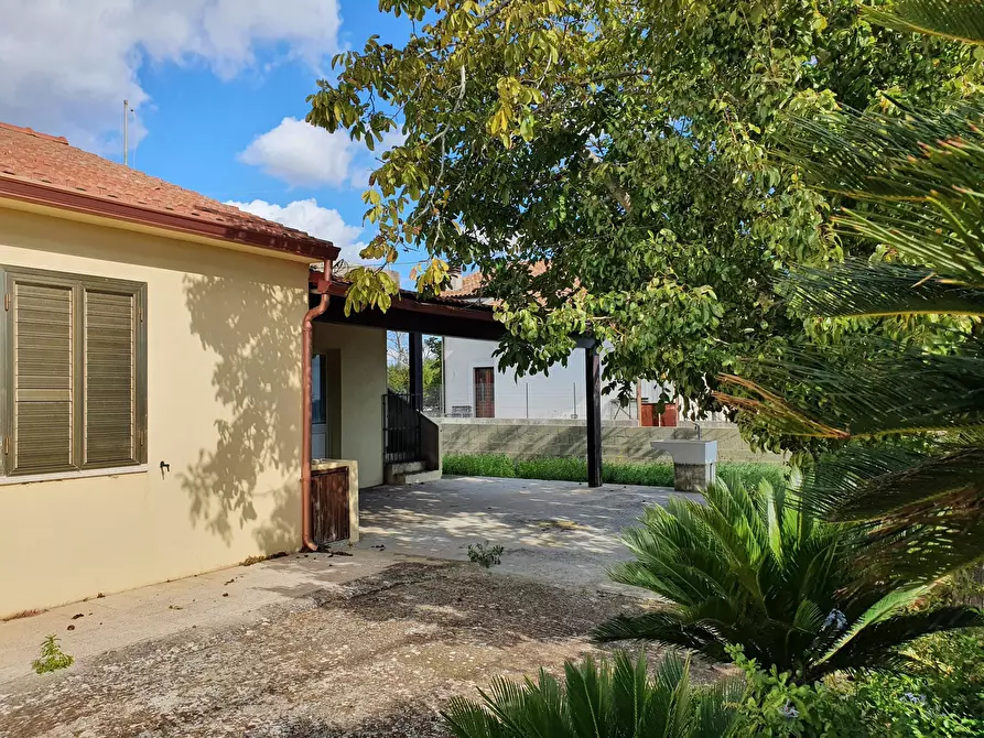 Immagine 6 di Villa in vendita  a Modica