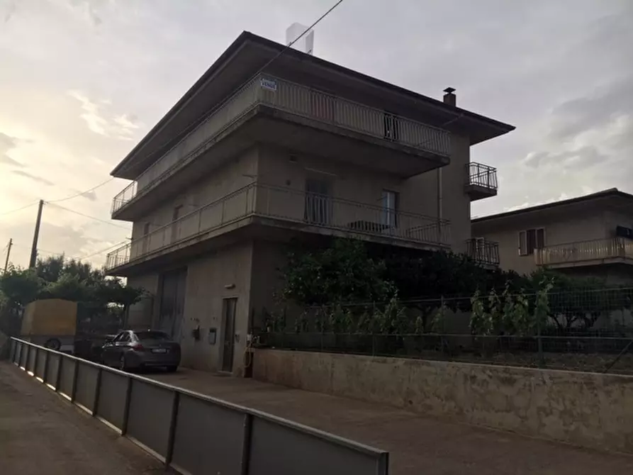 Immagine 24 di Terratetto in vendita  a Modica