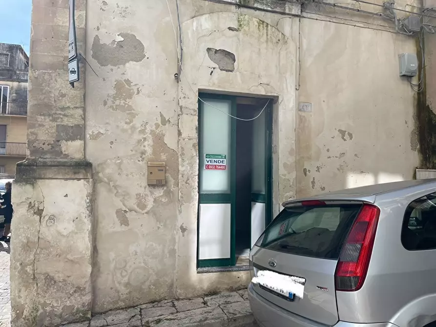 Immagine 5 di Casa indipendente in vendita  in Via Giambattista Odierna a Ragusa