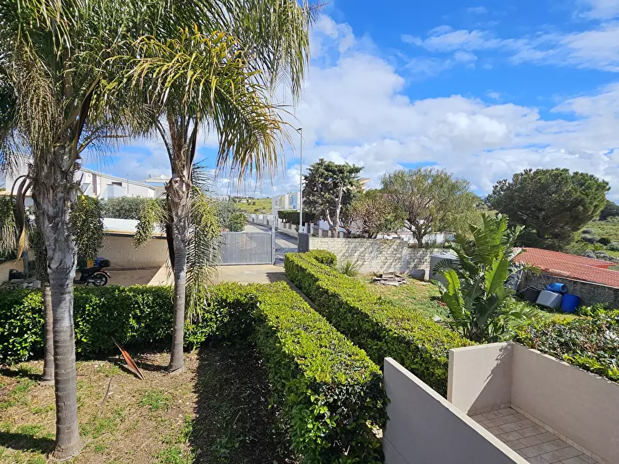 Immagine 15 di Villa in vendita  in Via Fratelli Carnemolla 24 a Ragusa