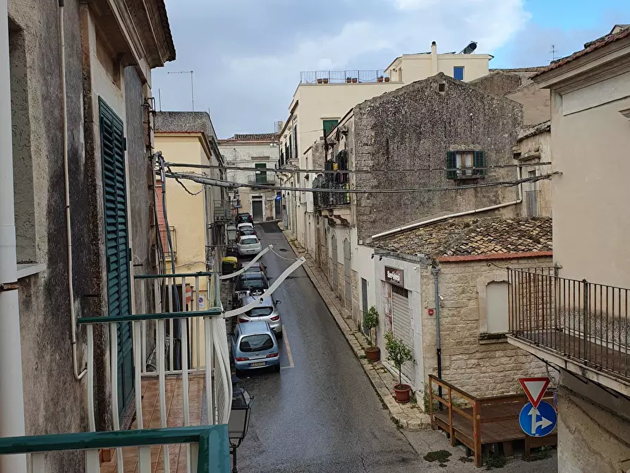 Immagine 11 di Casa indipendente in vendita  a Modica