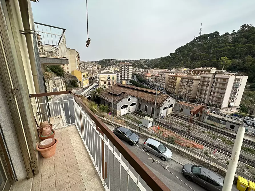 Immagine 26 di Appartamento in vendita  in via Nuova S. Antonio 2 a Modica