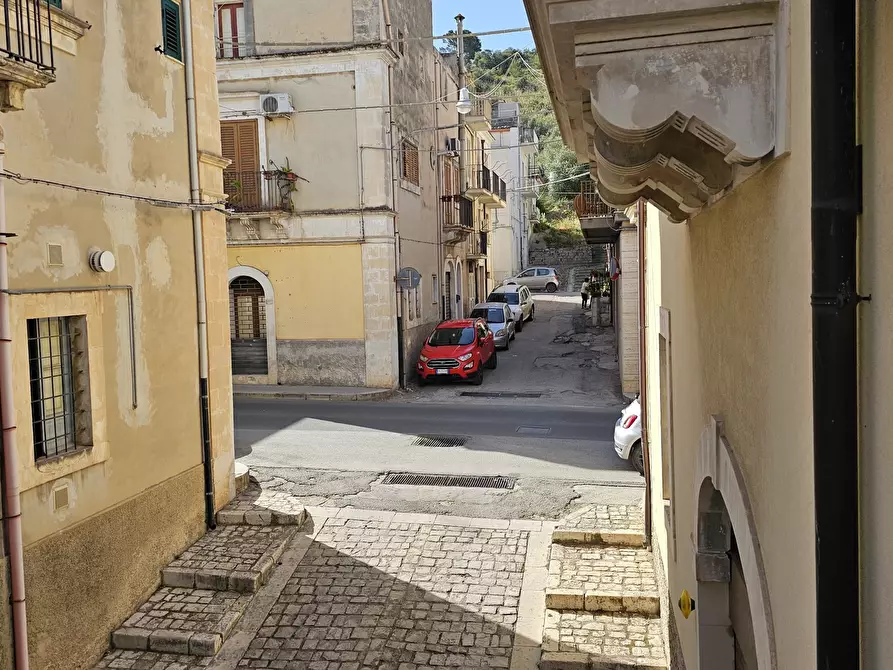 Immagine 2 di Porzione di casa in vendita  a Scicli