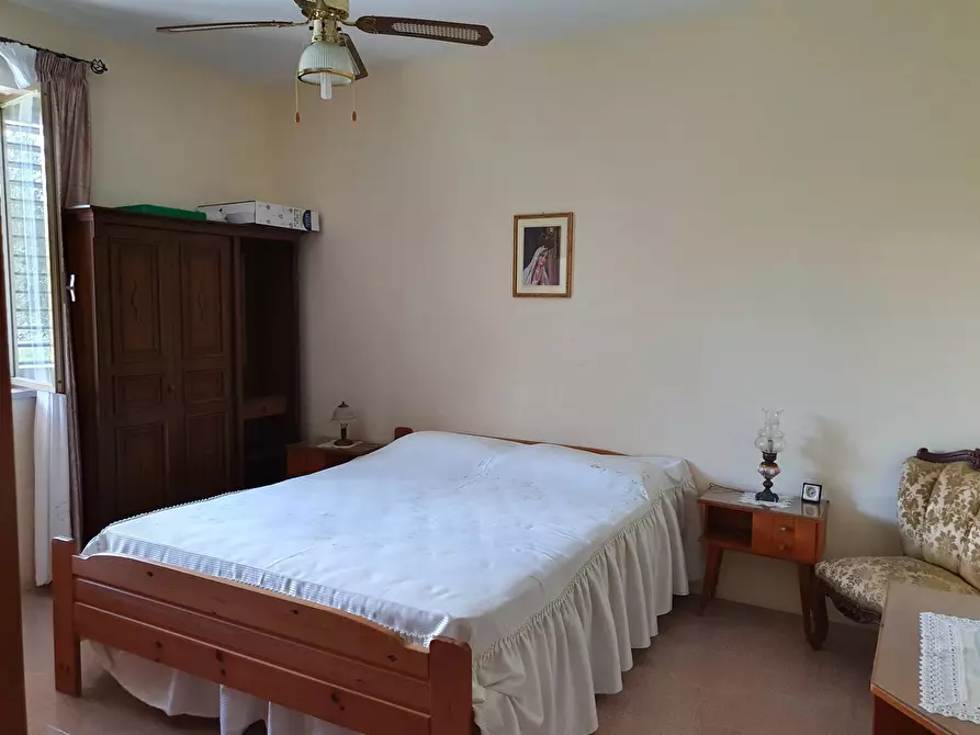 Immagine 12 di Villa in vendita  a Modica