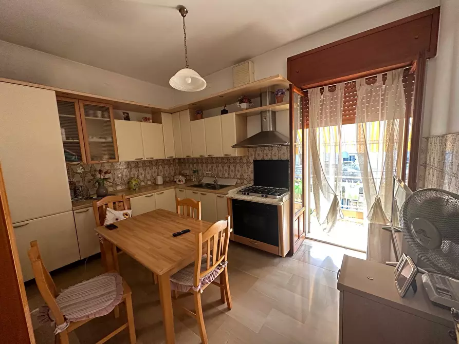 Immagine 4 di Appartamento in vendita  in Piazza Mulino 6 a Modica