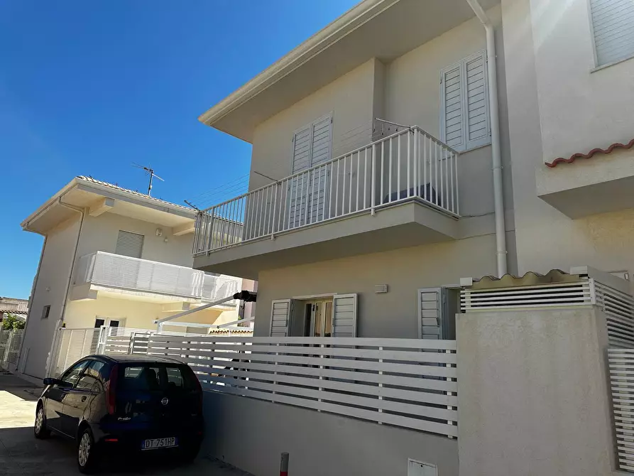 Immagine 28 di Stanza singola in affitto  in Via Lipari 212 a Modica