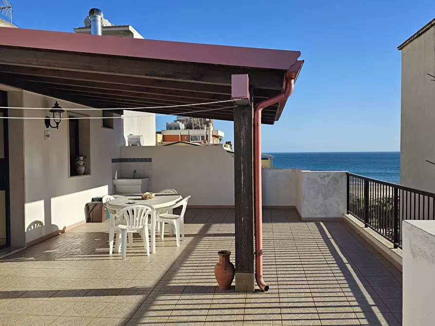 Immagine 1 di Porzione di casa in vendita  in via carlo pisacane a Pozzallo