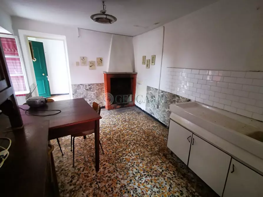 Immagine 2 di Appartamento in vendita  a Follo