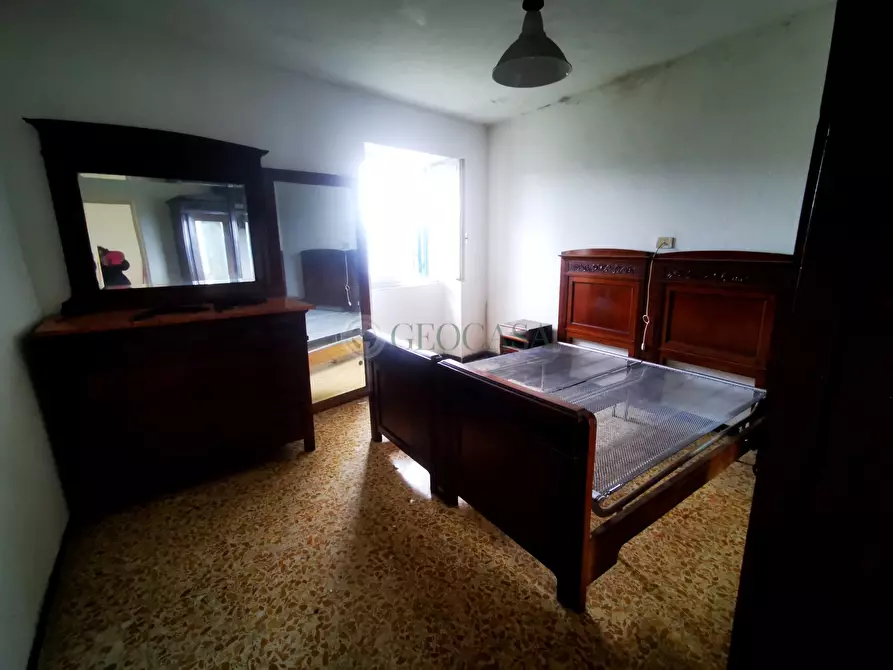 Immagine 4 di Appartamento in vendita  a Follo