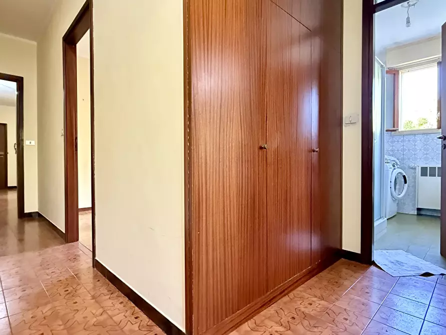 Immagine 16 di Pentalocale in vendita  in via Del Fiume 5 a San Lazzaro Di Savena