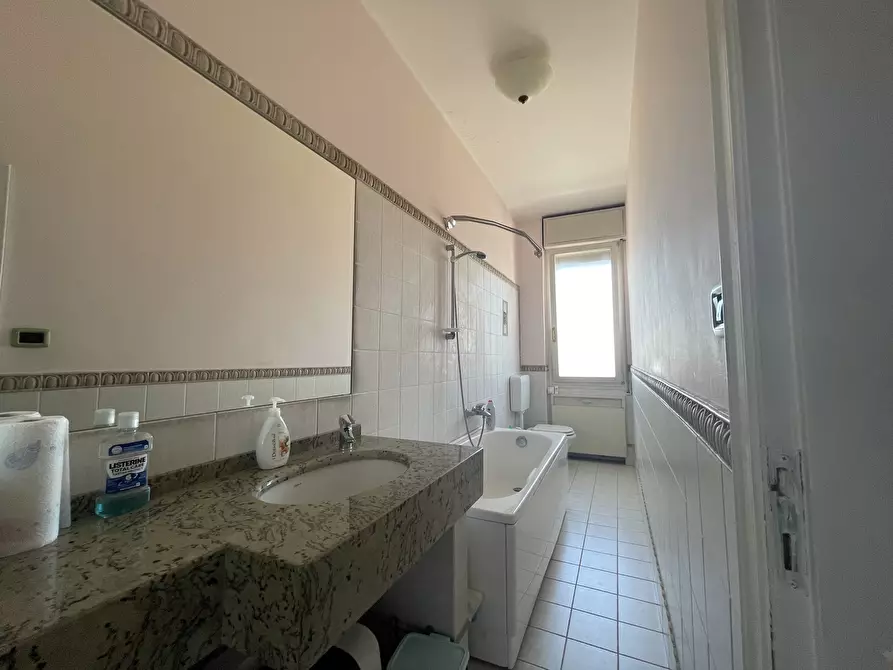 Immagine 20 di Bilocale in vendita  in Via Botticelli a Bologna