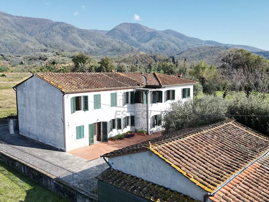 Immagine 5 di Rustico / casale in vendita  in Via Fraga Alta 1 a Capannori