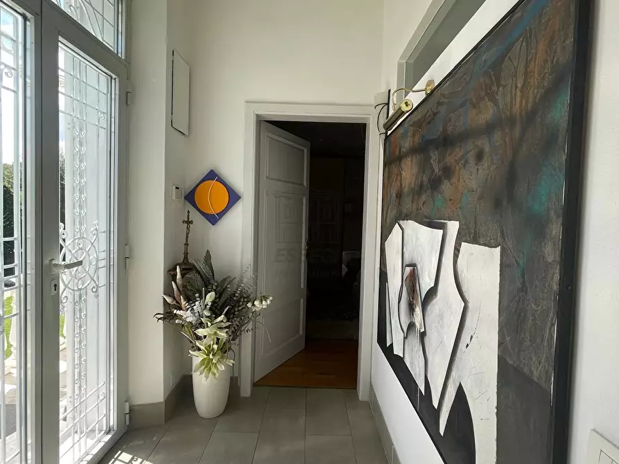 Immagine 9 di Villa in vendita  in Via di Moriano a Lucca
