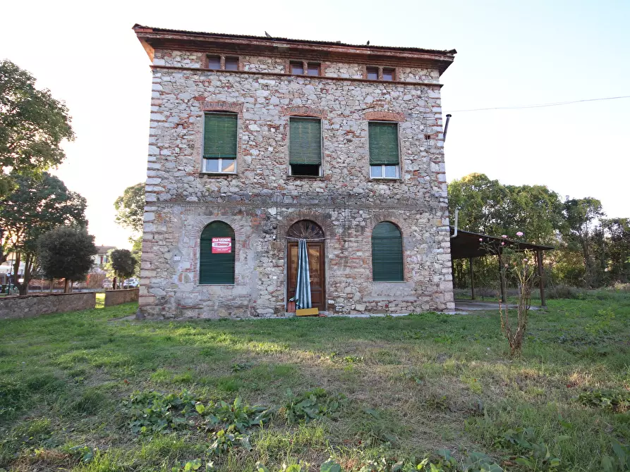 Immagine 3 di Rustico / casale in vendita  in Via di Nozzano 611 a Lucca