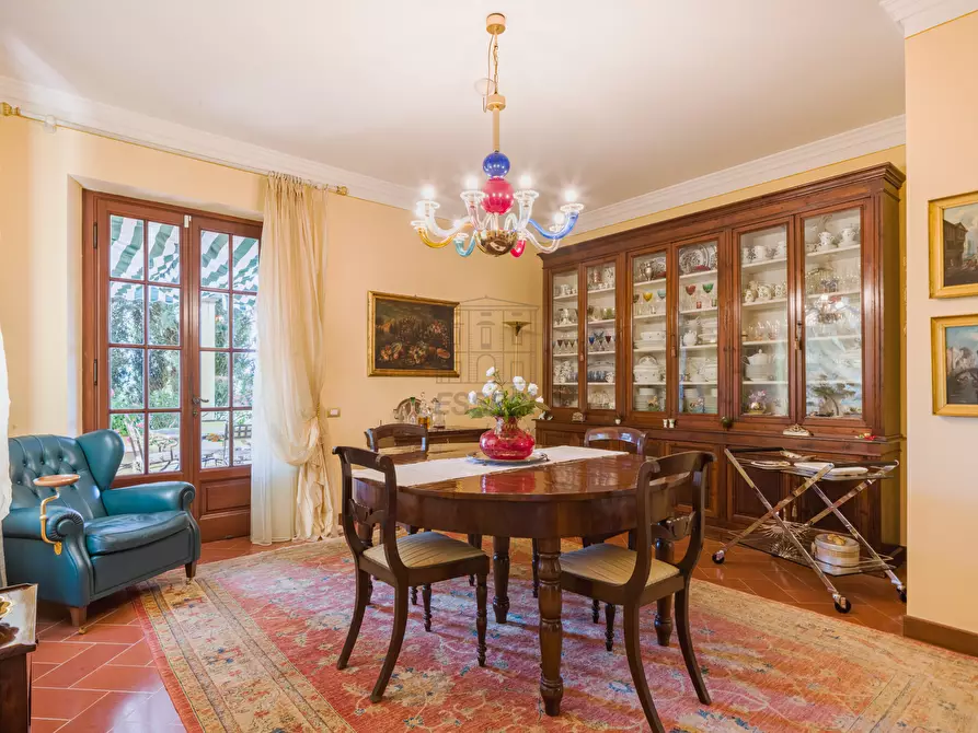 Immagine 9 di Villa in vendita  in Via di santa alessio 168 a Lucca