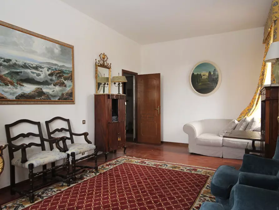 Immagine 1 di Appartamento in vendita  in Via della Chiesa IX 348 a Lucca