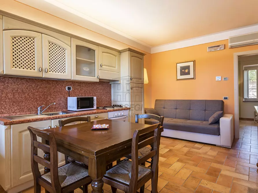 Immagine 29 di Rustico / casale in vendita  in Via di Montecarlo 59 a Lucca