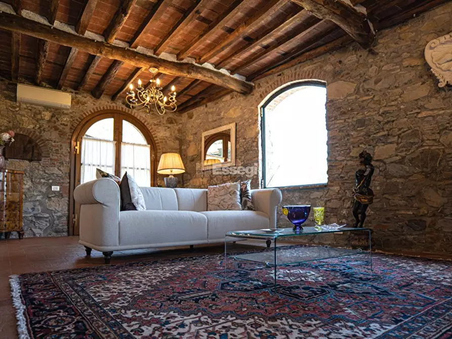 Immagine 23 di Rustico / casale in vendita  in Via di Mutigliano 1051/B a Lucca