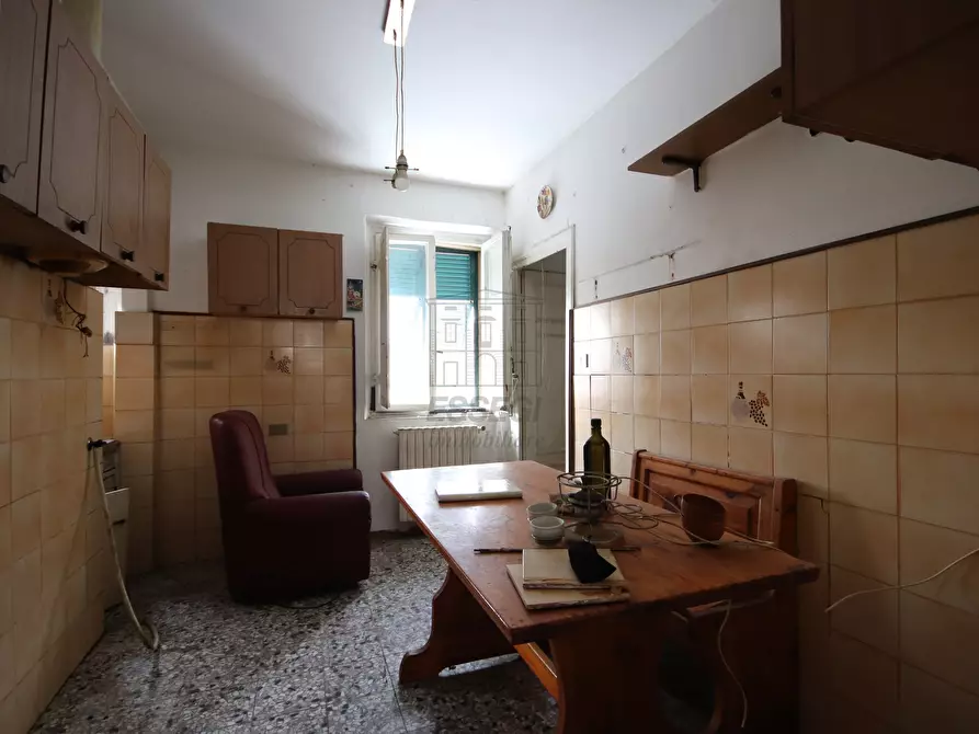 Immagine 6 di Appartamento in vendita  in Via Borgo Giannotti a Lucca