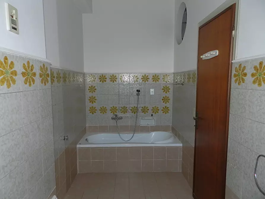 Immagine 6 di Appartamento in affitto  in Via Silvio Ferri 135 a Lucca